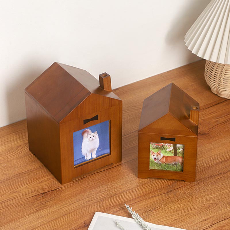 သင်ချစ်မြတ်နိုးရသောအဖော်အတွက်မှန်ကန်သောအိမ်မွေးတိရစ္ဆာန် URN ကိုမည်သို့ရွေးချယ်ရမည်နည်း